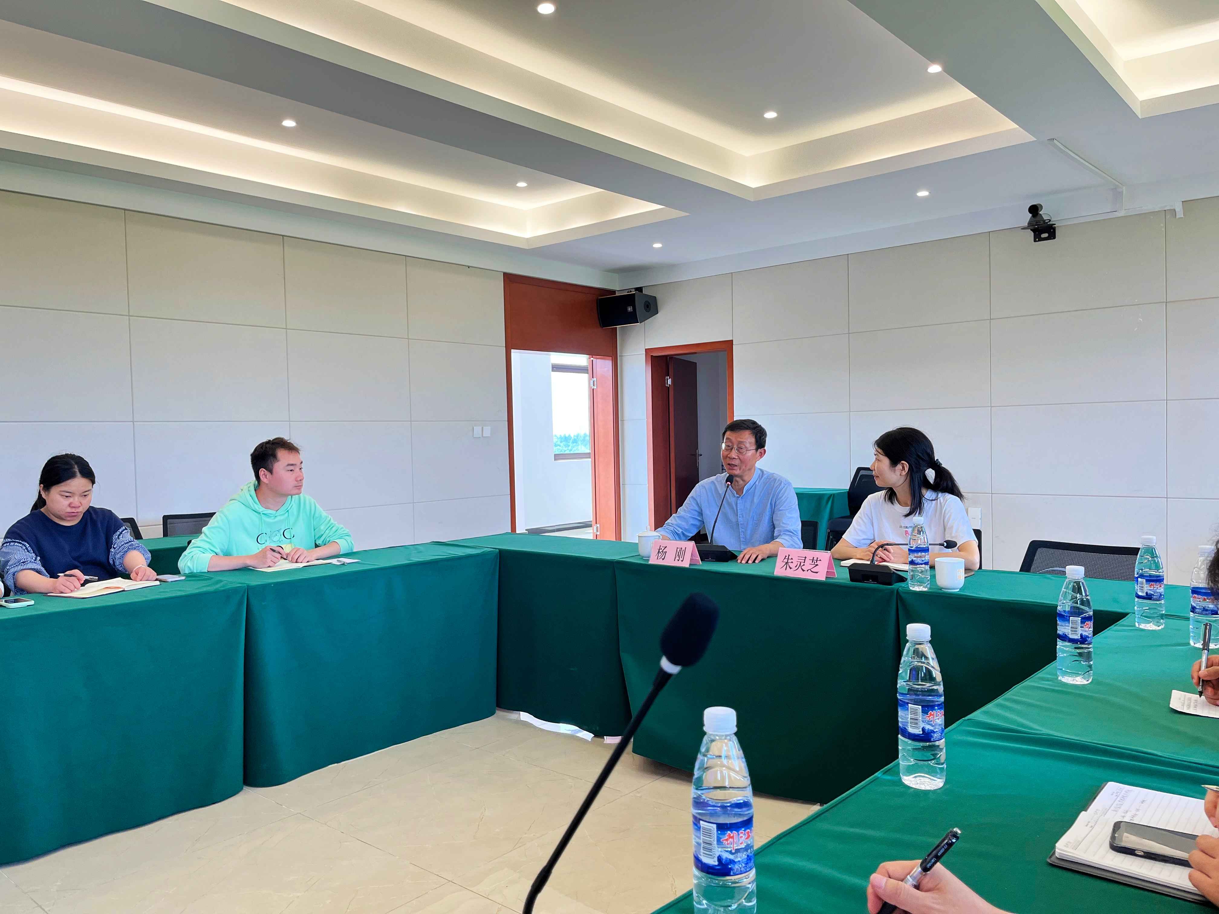 bea4eb315c2f4bb9bc7bd4ca65e53a80(1)